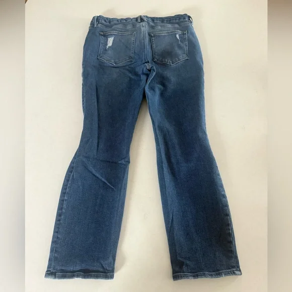 Good American Soft Tech Straight Leg Distressed Jeans - Picture 2 of 4